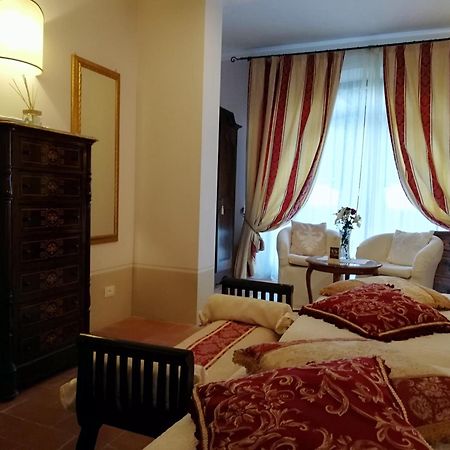 Villa La Valiana - Full Estate In Montepulciano - Heated Pool Valiano الغرفة الصورة